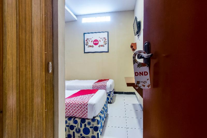 Urbanview Hotel Syariah Residence Medan By Reddoorz Εξωτερικό φωτογραφία