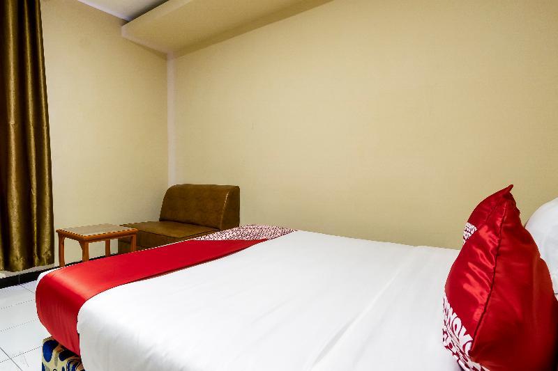 Urbanview Hotel Syariah Residence Medan By Reddoorz Εξωτερικό φωτογραφία